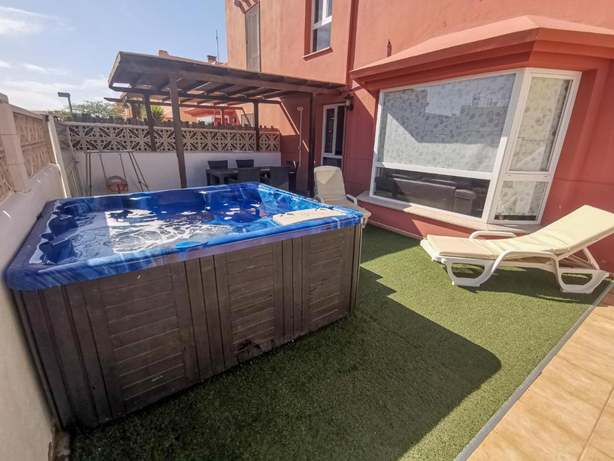 Aeren House Villa La Oliva Exterior photo