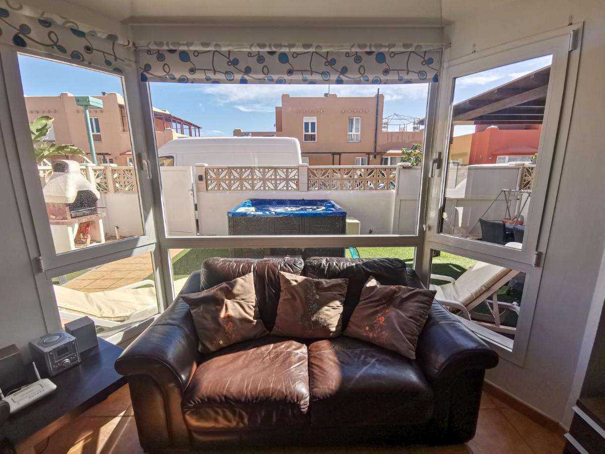 Aeren House Villa La Oliva Exterior photo